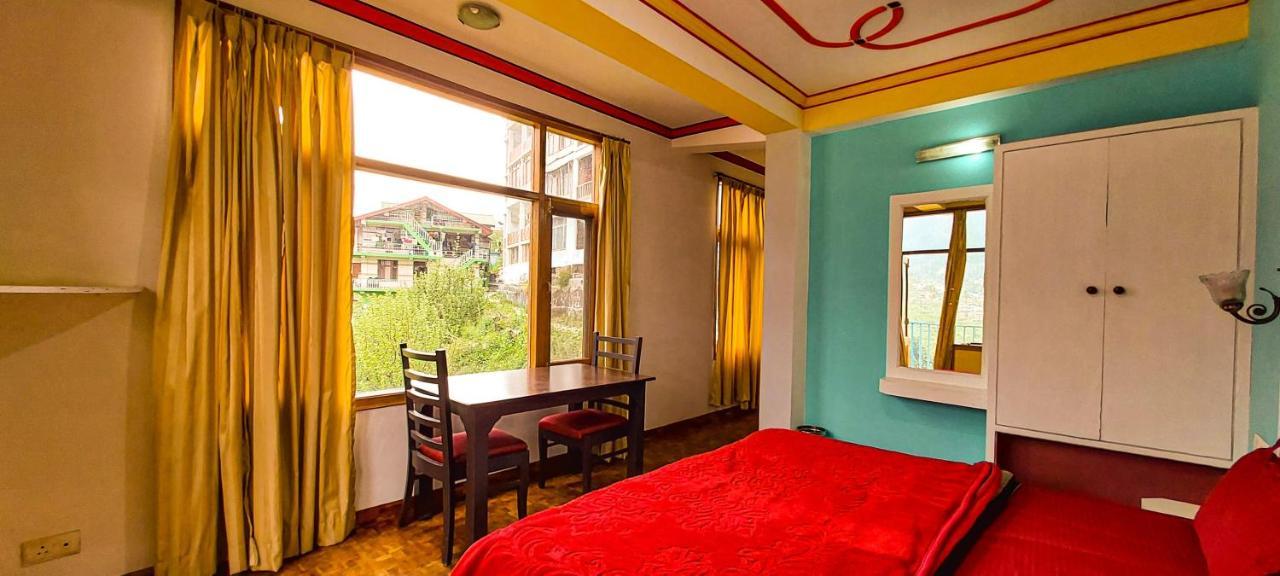 A Pousada La Vaca India Manali Exterior foto